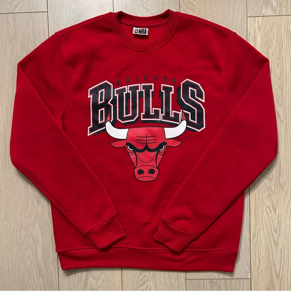 NBA Other - NBA Chicago Bulls Red Black Logo Crewneck Sweatshirt Jumper Fleece Size Medium